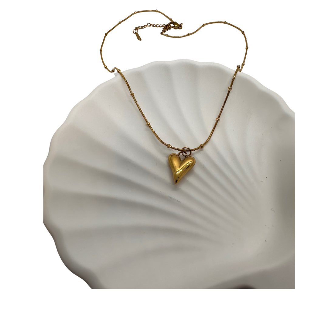 Mila Necklace