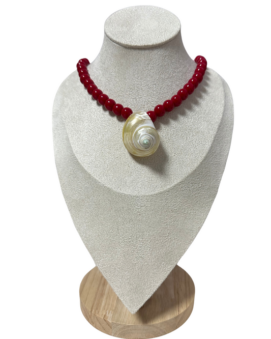Mary Necklace