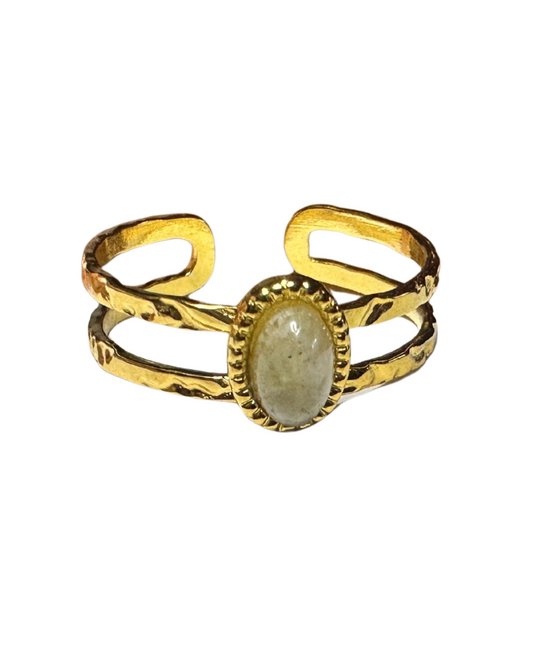 Hilo Ring