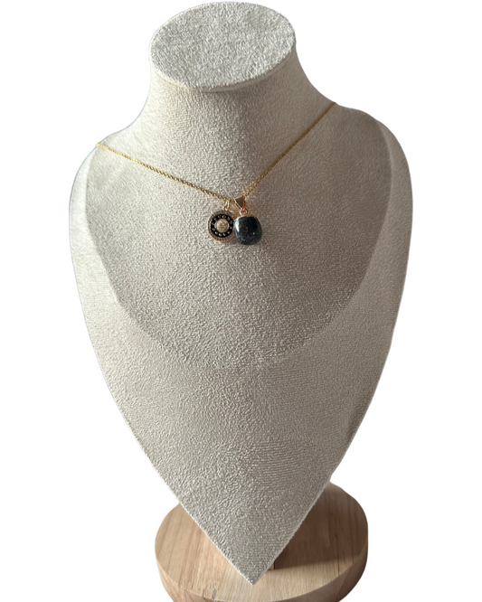 Solvia Black Necklace