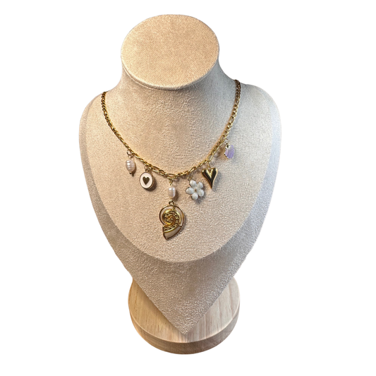 Kerang Necklace