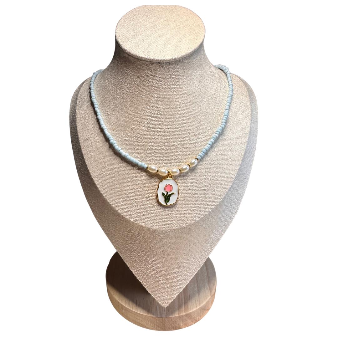 Biru flower Necklace
