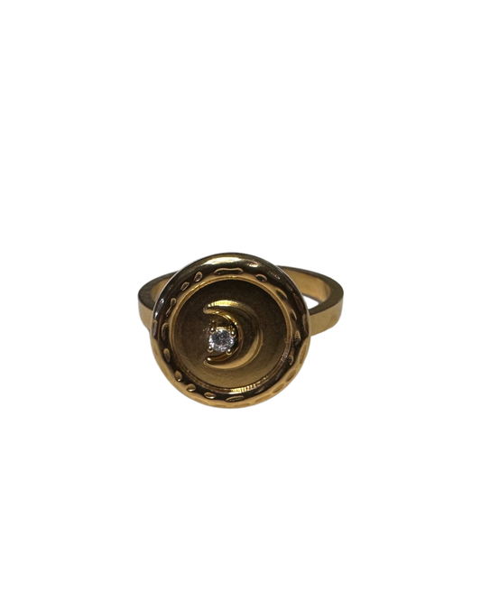 Isari Luna Ring