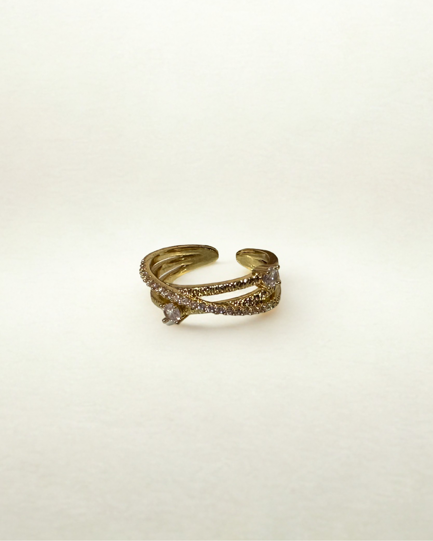 Latia Ring